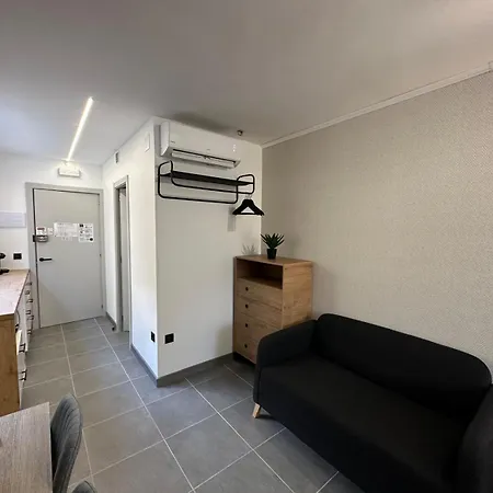 Ah Guest house *
