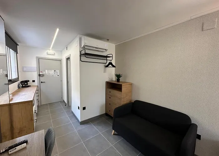 Ah Guest house 3*
